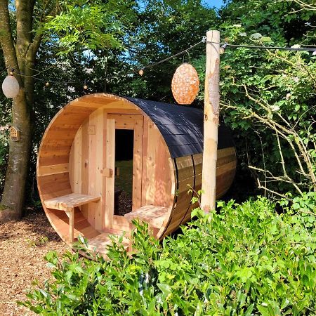 Bohemian Wellness Met Hottub & Sauna Ewijk エクステリア 写真
