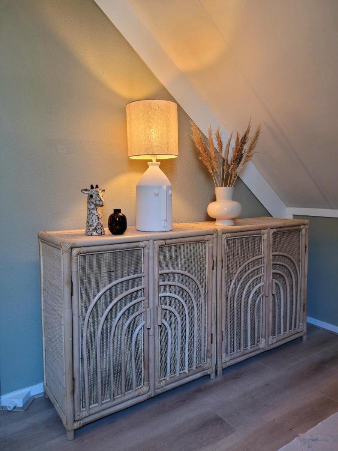 Bohemian Wellness Met Hottub & Sauna Ewijk エクステリア 写真