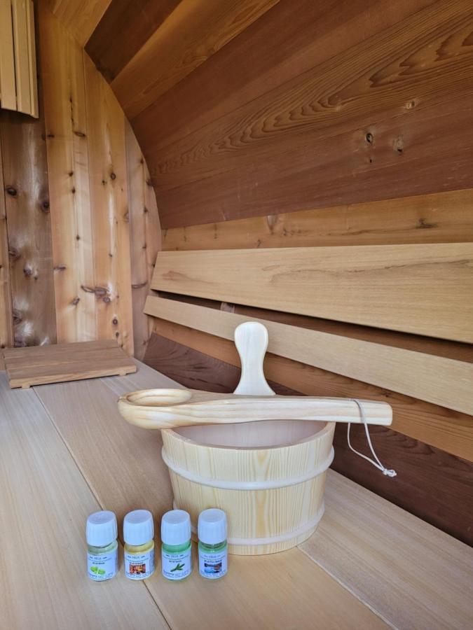 Bohemian Wellness Met Hottub & Sauna Ewijk エクステリア 写真